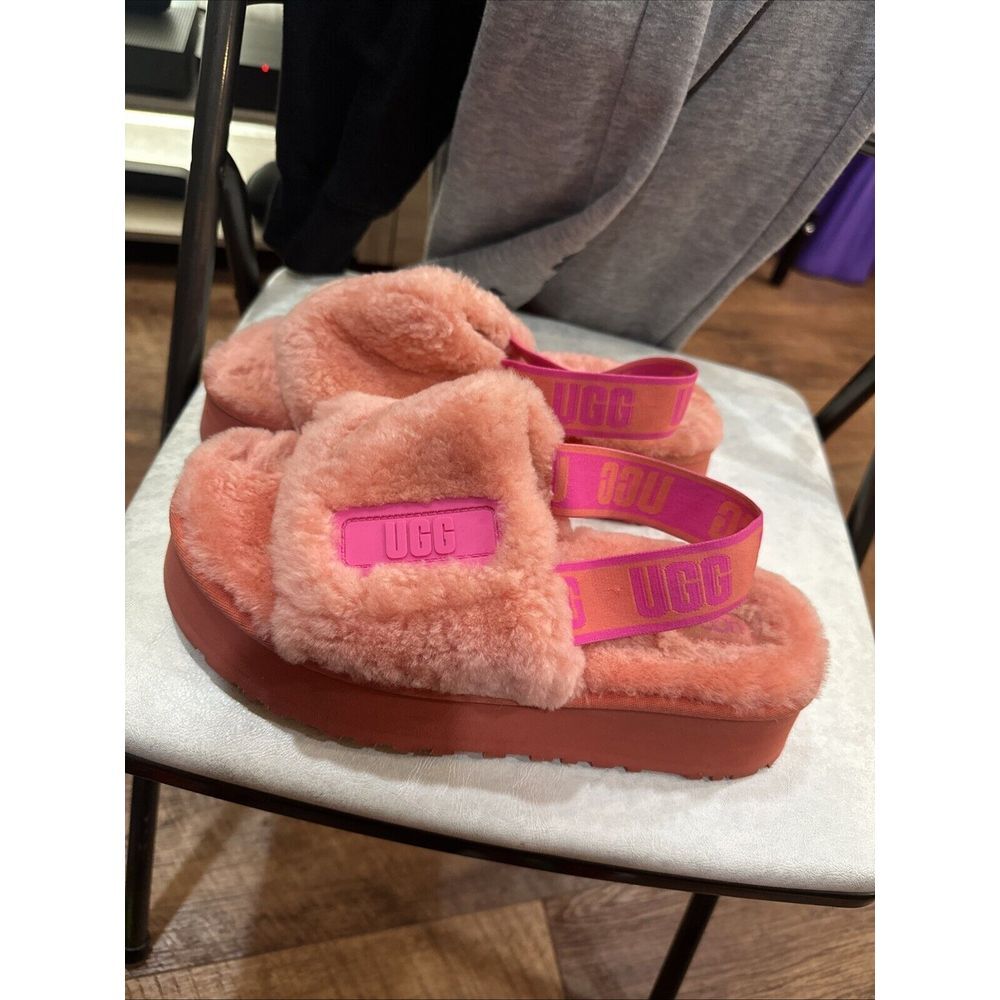 UGG Disco Slide Sandal Coral Pink Size US 9 Used